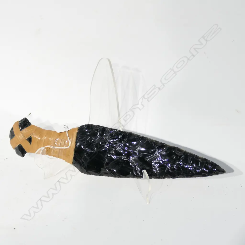 American native Indian large obsidian knife/dagger Image 1++