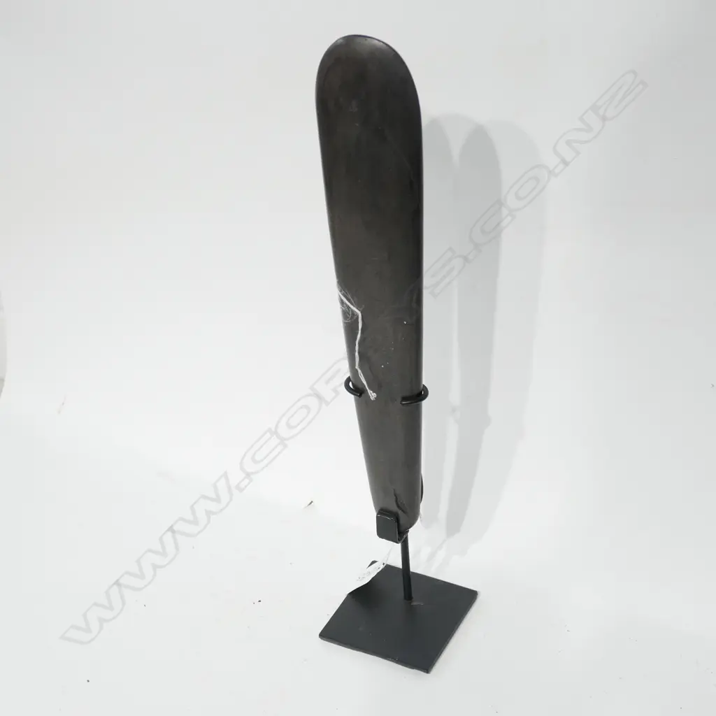 NG West Papua (Indonesia) polished stone axe blade Image 1++