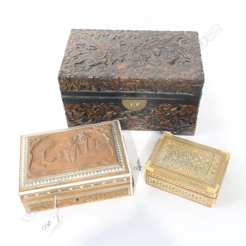 2 SMALL CIGARETTE BOXES + SMALL CAMPHORWOOD JEWELLERY BOX Image 1++