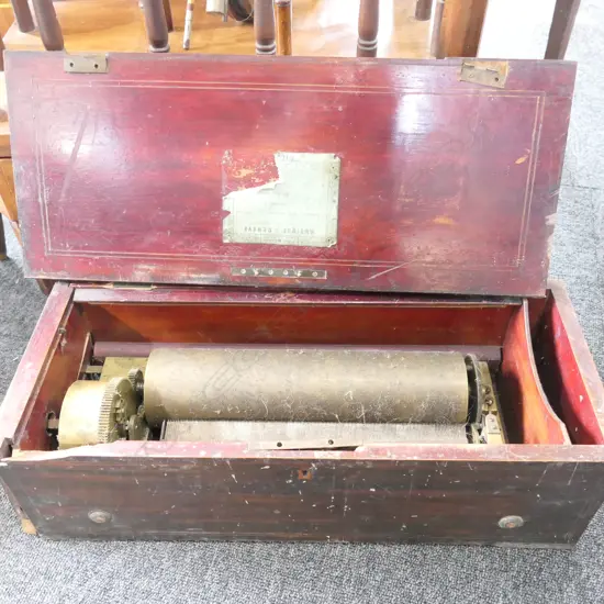 VICTORIAN ROSEWOOD CASED MUSIC BOX AF 530MM L