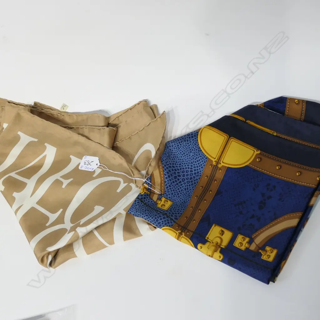 BARBIERI & JAEGER SILK SCARVES Image 1++