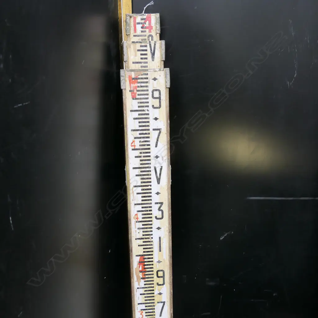 VINTAGE SURVEYORS EXPANDING SIGHTING RULER Image 1++