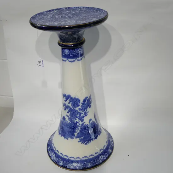 DOULTON 'WATTEAU" B + W VASE STAND H. 540MM