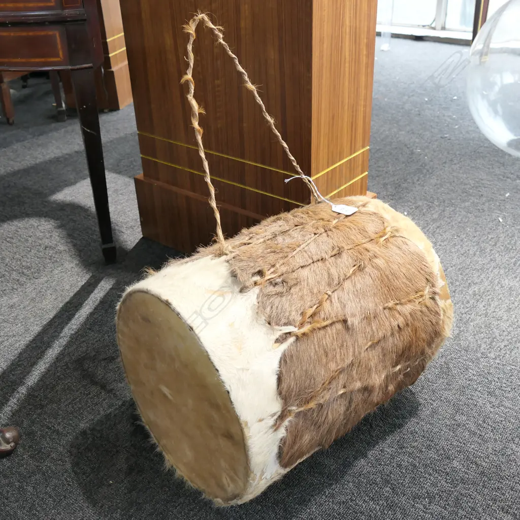 AFRICAN DRUM W. HIDE EXTERIOR H. 390MM Image 1++