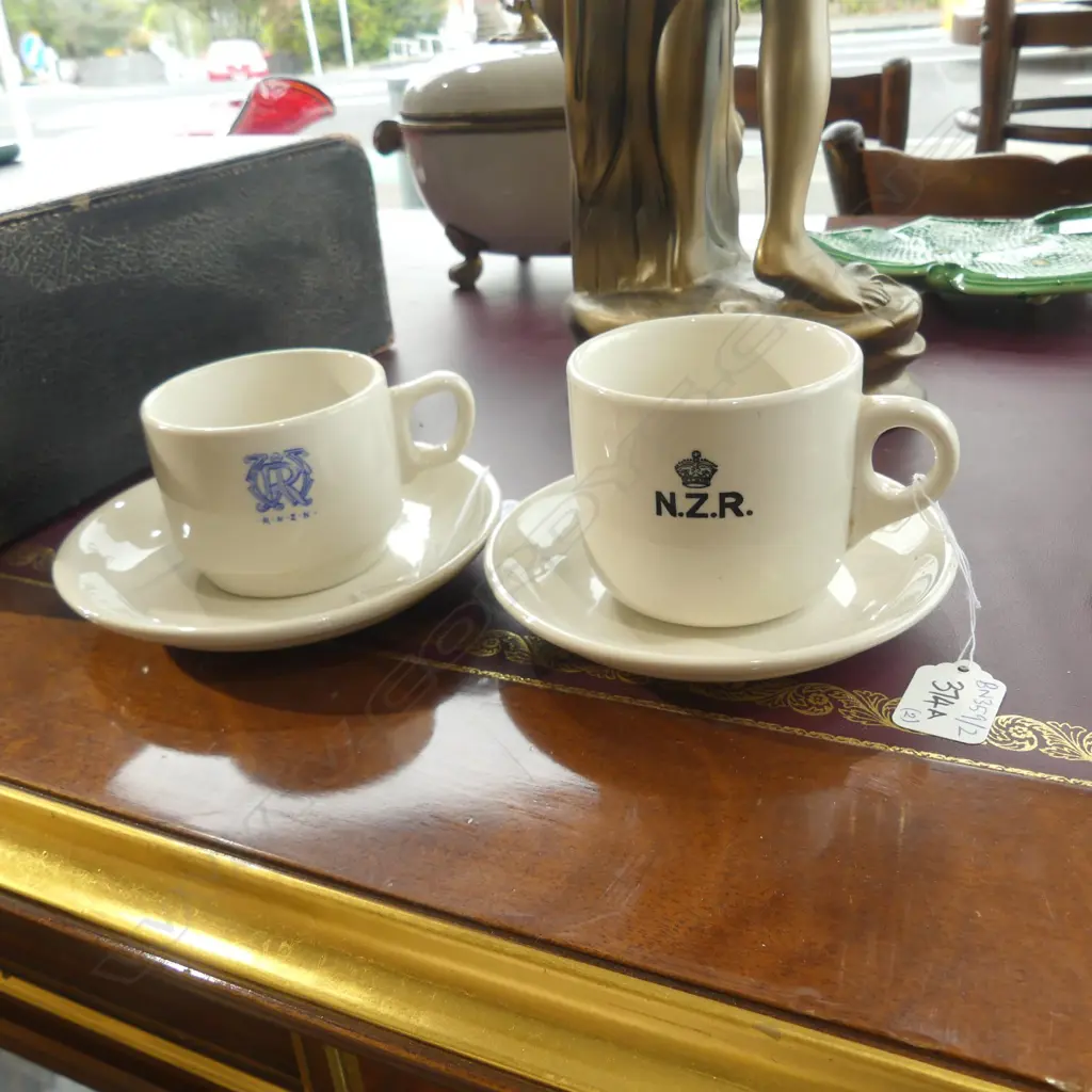 2 CUPS NZ NAVY WARDROOM AND NZR BLACK LABEL Image 1++