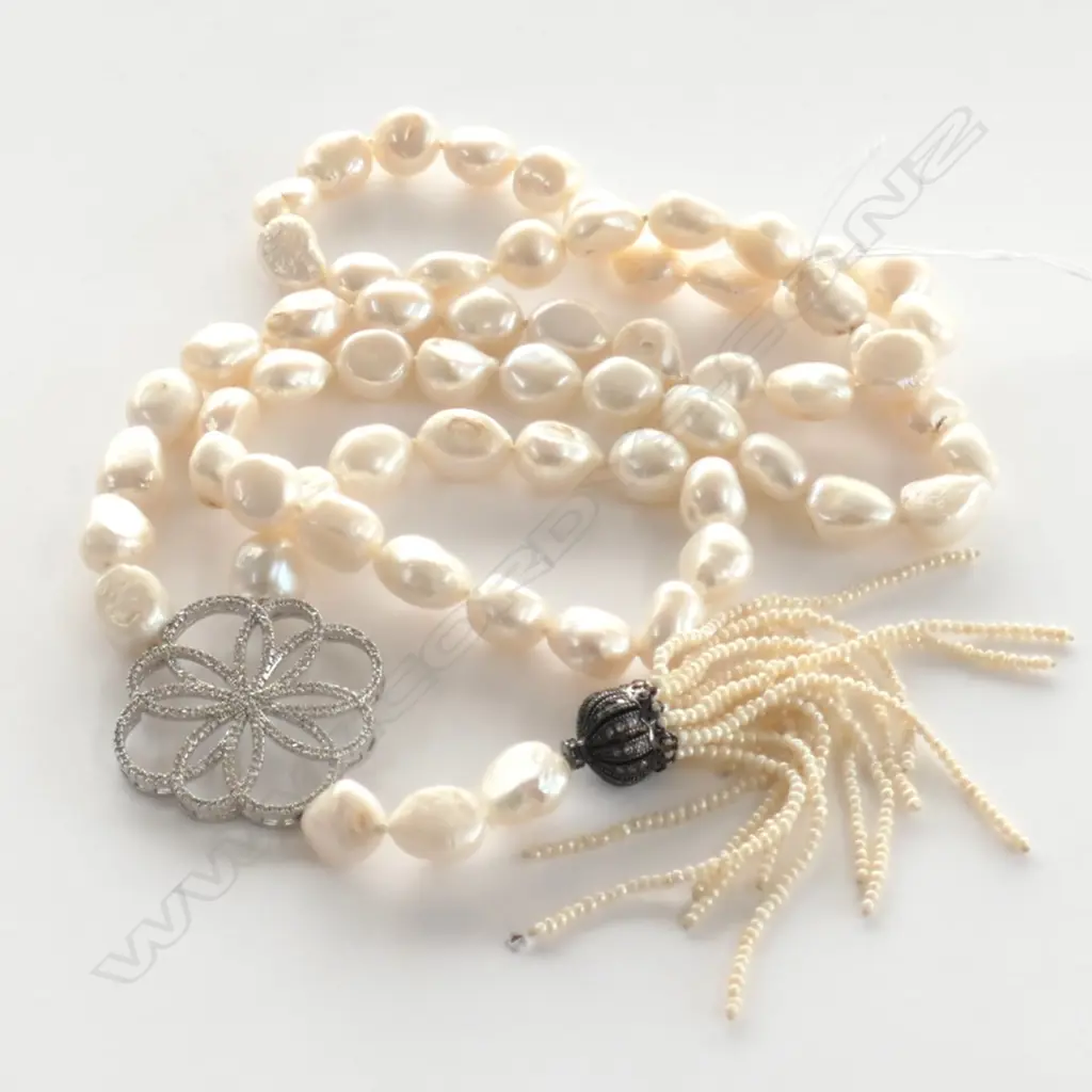 IMPRESSIVE SEMI BAROQUE PEARL TASSEL NECKLACE (G8776) Image 1++