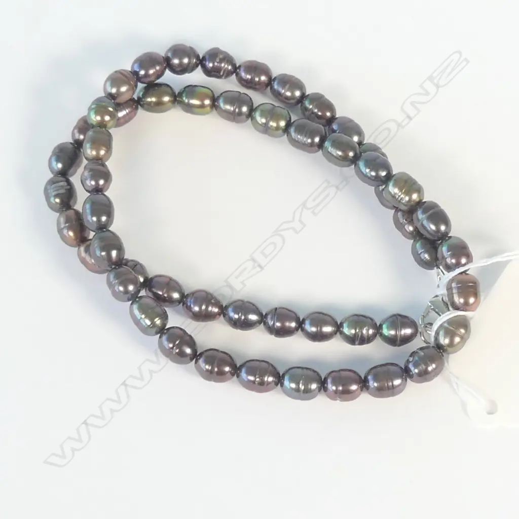 BLACK BAROQUE PEARL NECKLACE Image 1++