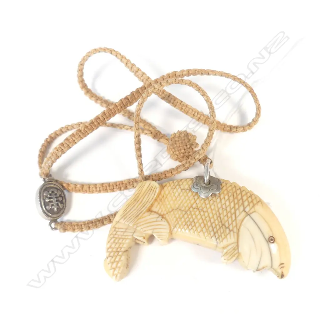IVORY NETSUKE CARP WITH SILVER CLASP Image 1++