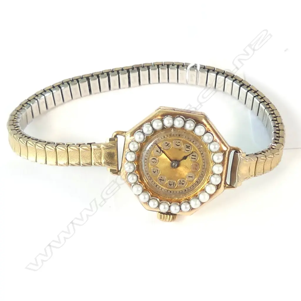 15CT ROSE G. LDS VINTAGE ROLEX DRESS WATCH w. SEED PEARLS AROUND DIAL Image 1++