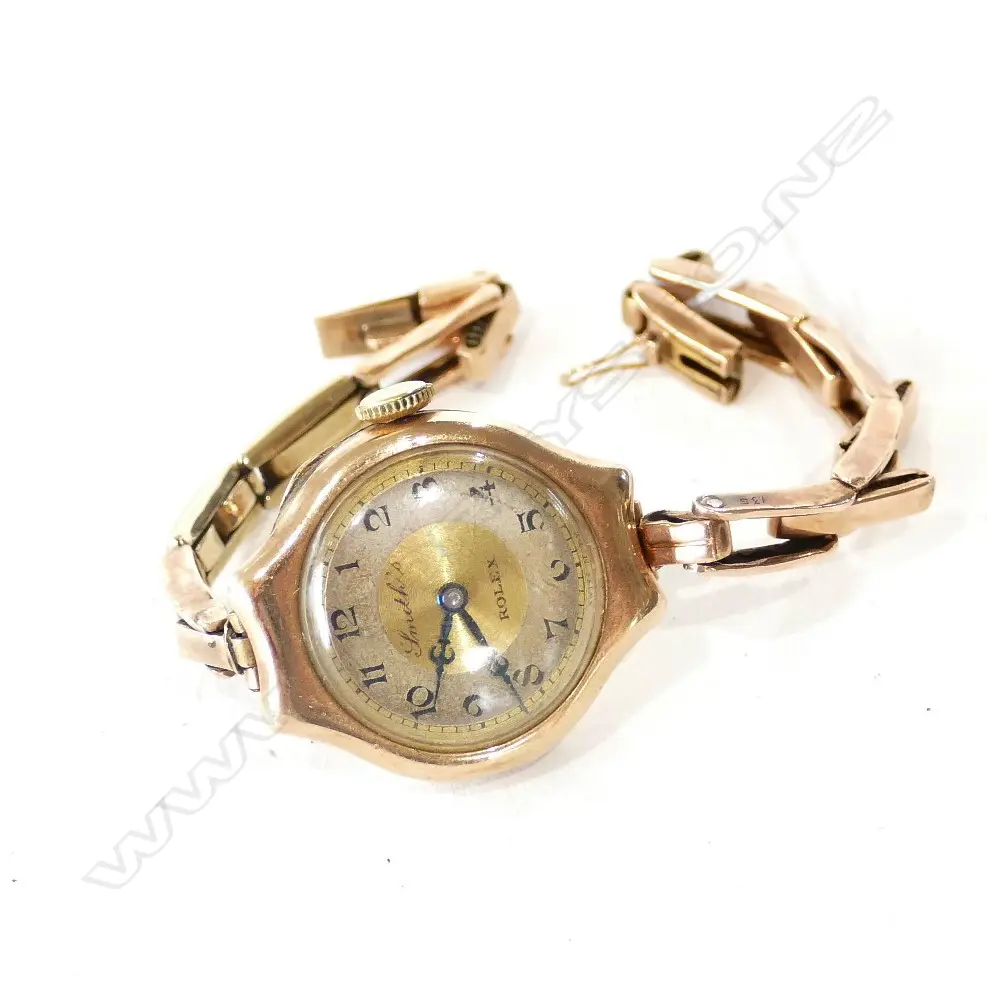 C1915 9CT LADIES ROLEX WRISTWATCH WORKING Image 1++
