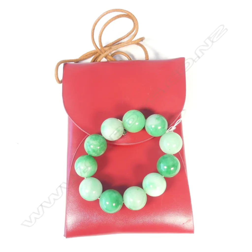 CHINESE JADEITE 11 LARGE BEAD BRACELET PALE & BRIGHT GREEN TONES  Image 1++