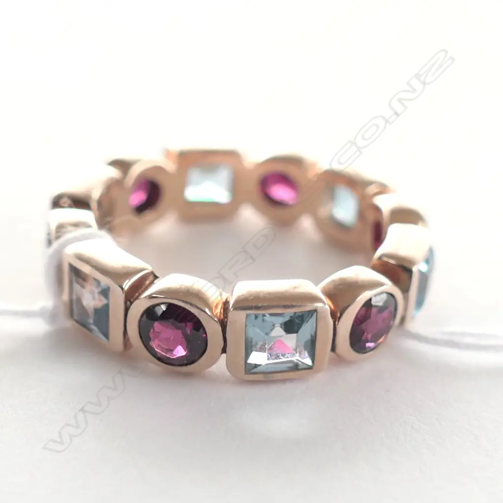 RED/BLUE COLOURED GEMSTONE RING (R1273) Image 1++
