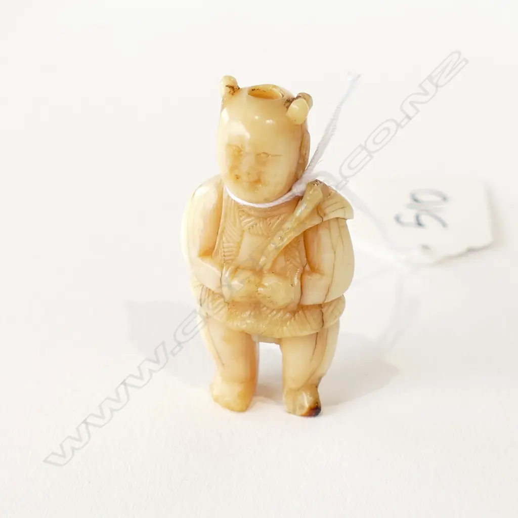 OLD CHINESE MARINE IVORY NETSUKE FIGURE Image 1++