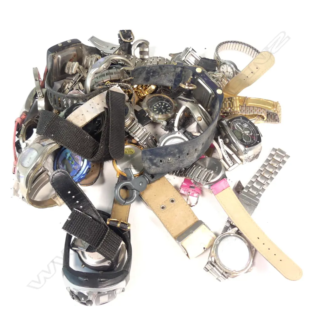 LOT ASST WRISTWATCHES Image 1++