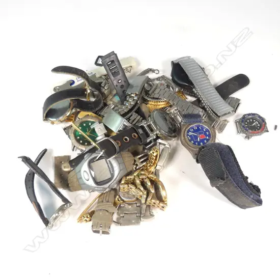 LOT ASST WRISTWATCHES