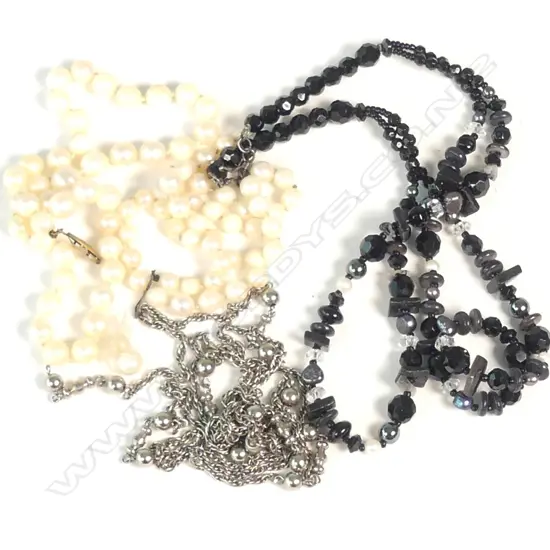 PEARL NECKLACE,AF. METAL CHAIN, BLACK JET STYLE NECKLACE