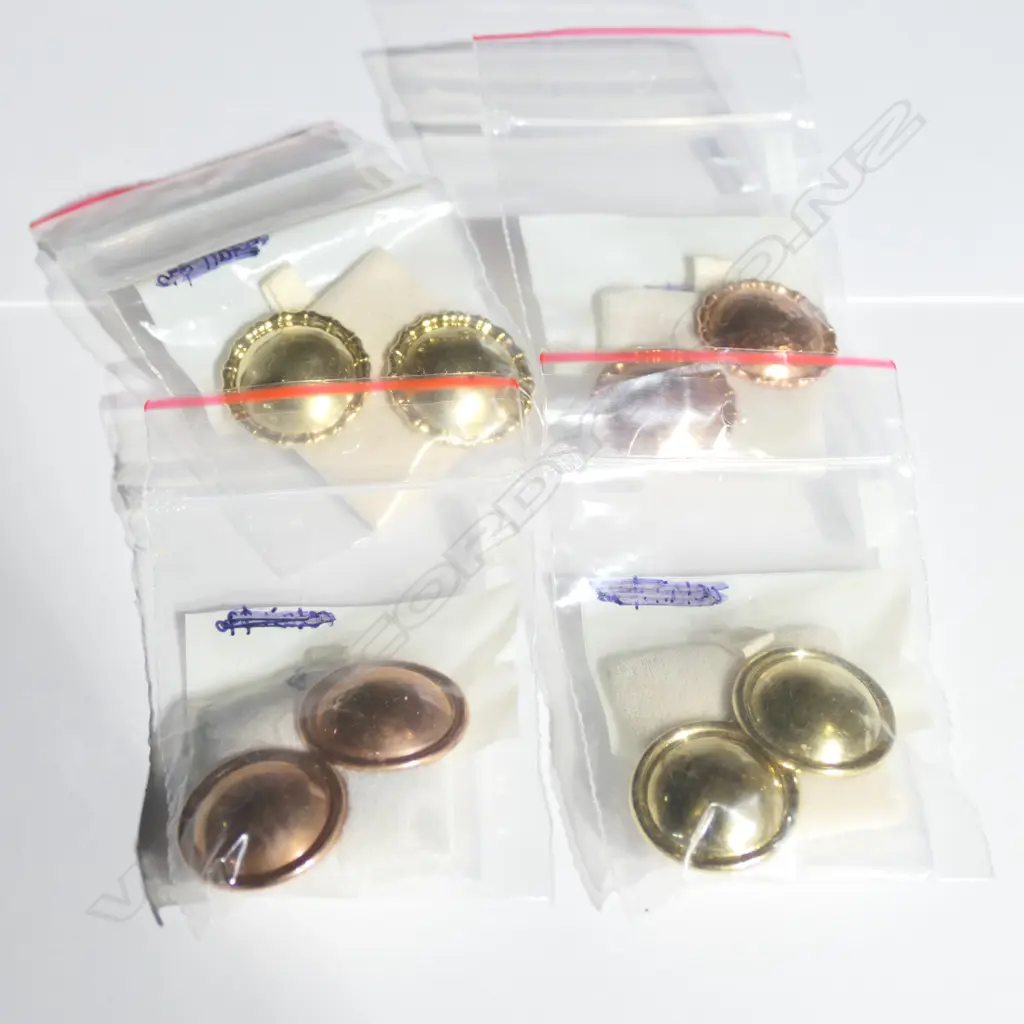 4 PRS OF SILVER/G.PLATE EARRINGS Image 1++