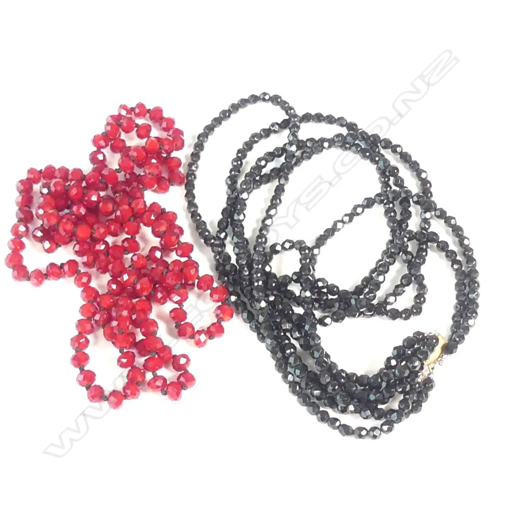 TRIPLE STRAND JET NECKLACE; RED GLASS FACETED BEADS Image 1++