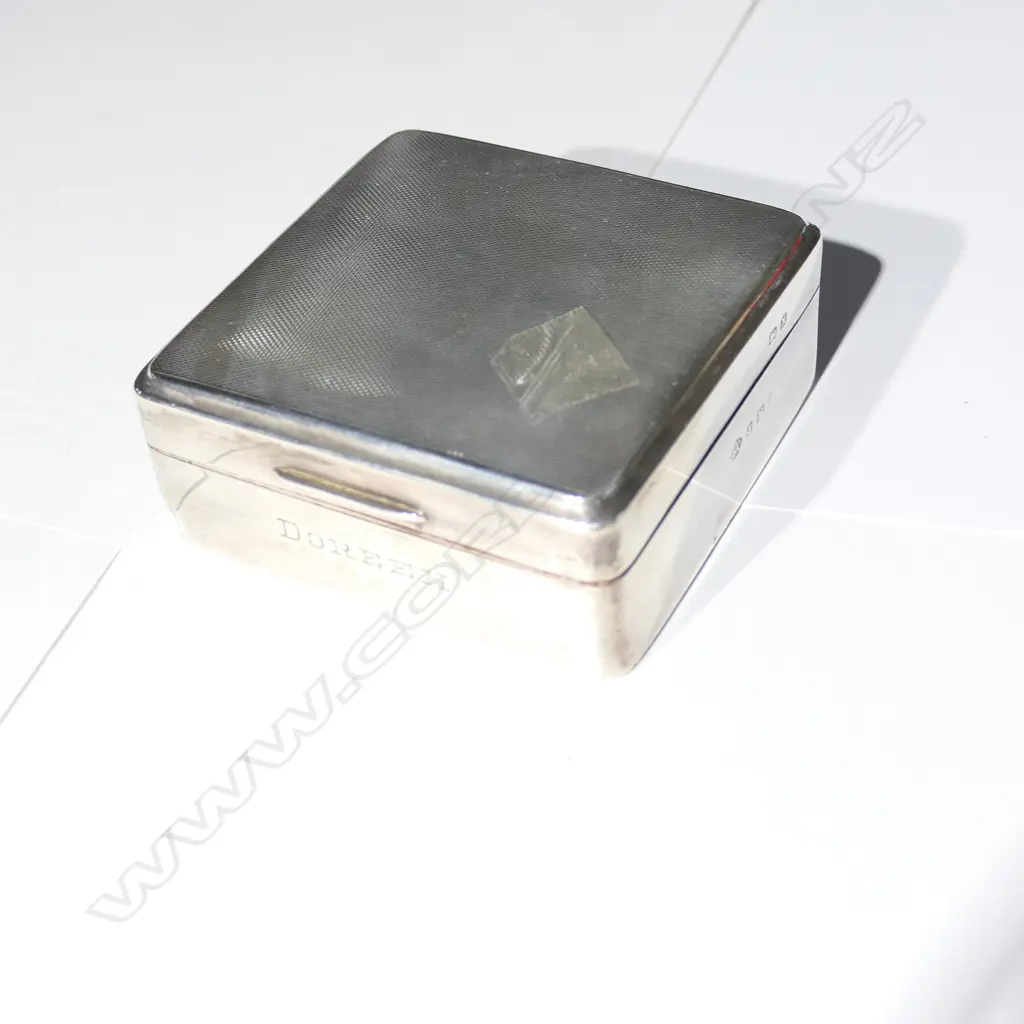 SILVER CIGARETTE BOX BIRMINGHAM 1947 BY ASPREYS Image 1++