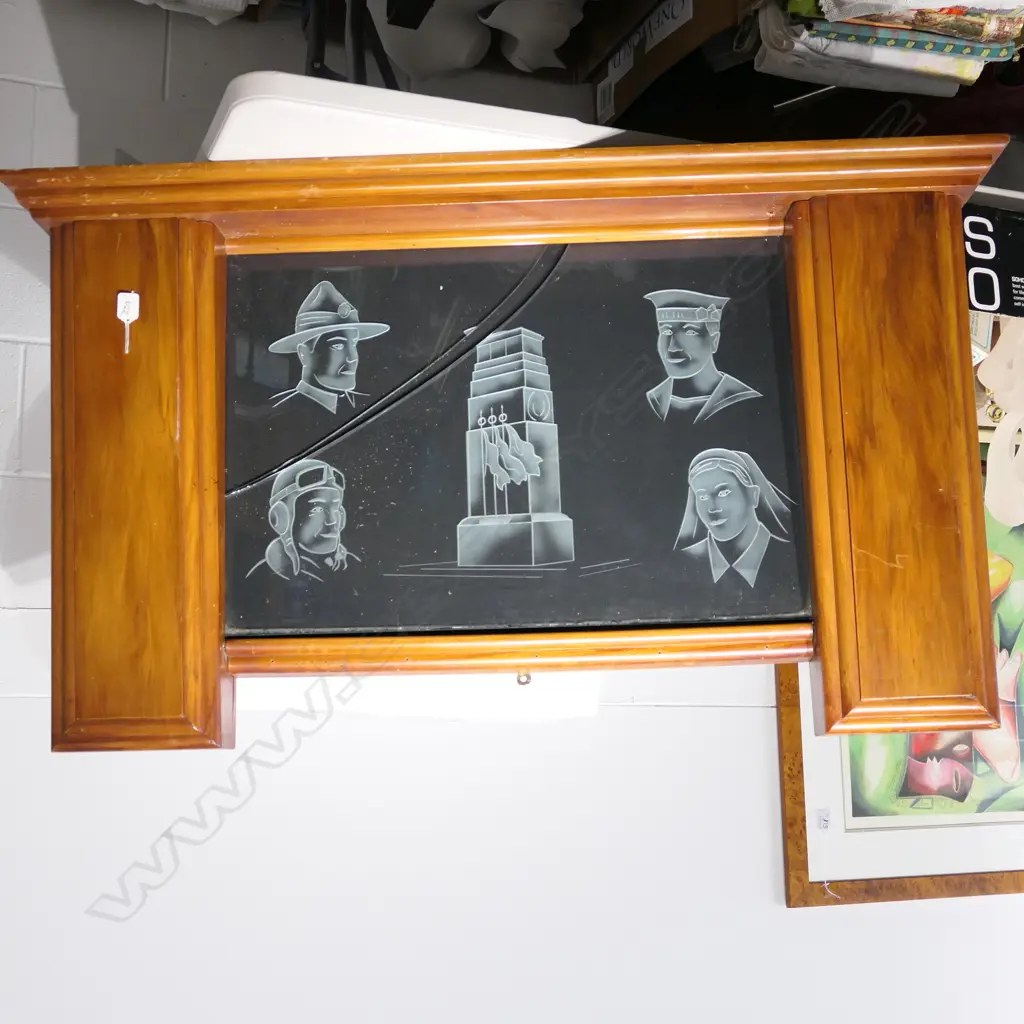 A New Zealand RSA WWII forces memorial light box Image 1++