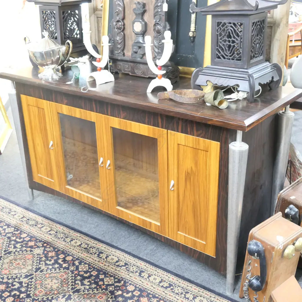 CONTEMPORARY GLAZED SIDEBOARD L. 1630MM Image 1++