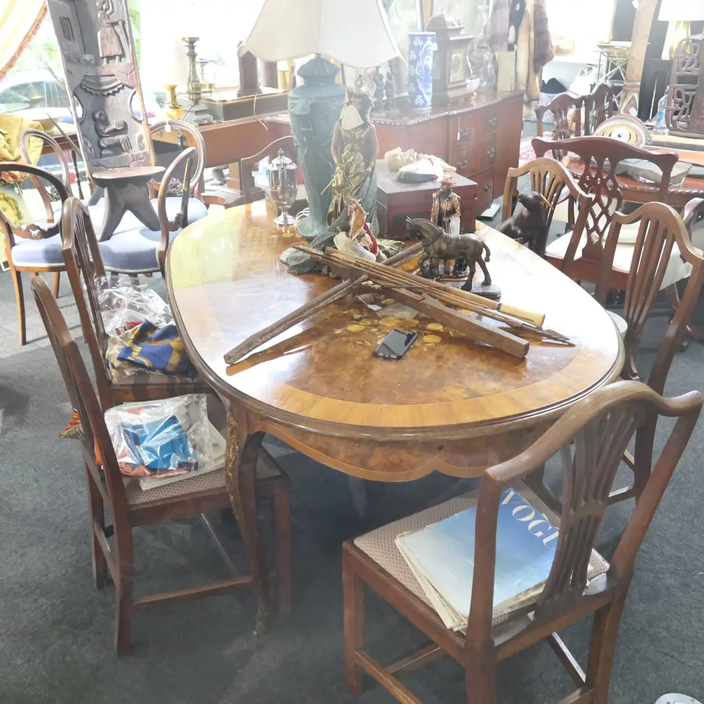ITALIAN INLAID & CROSSBANDED OYSTERSHELL WALNUT OVAL DINING TABLE w BUTTERFLY LEAF EXTENSION Image 1++