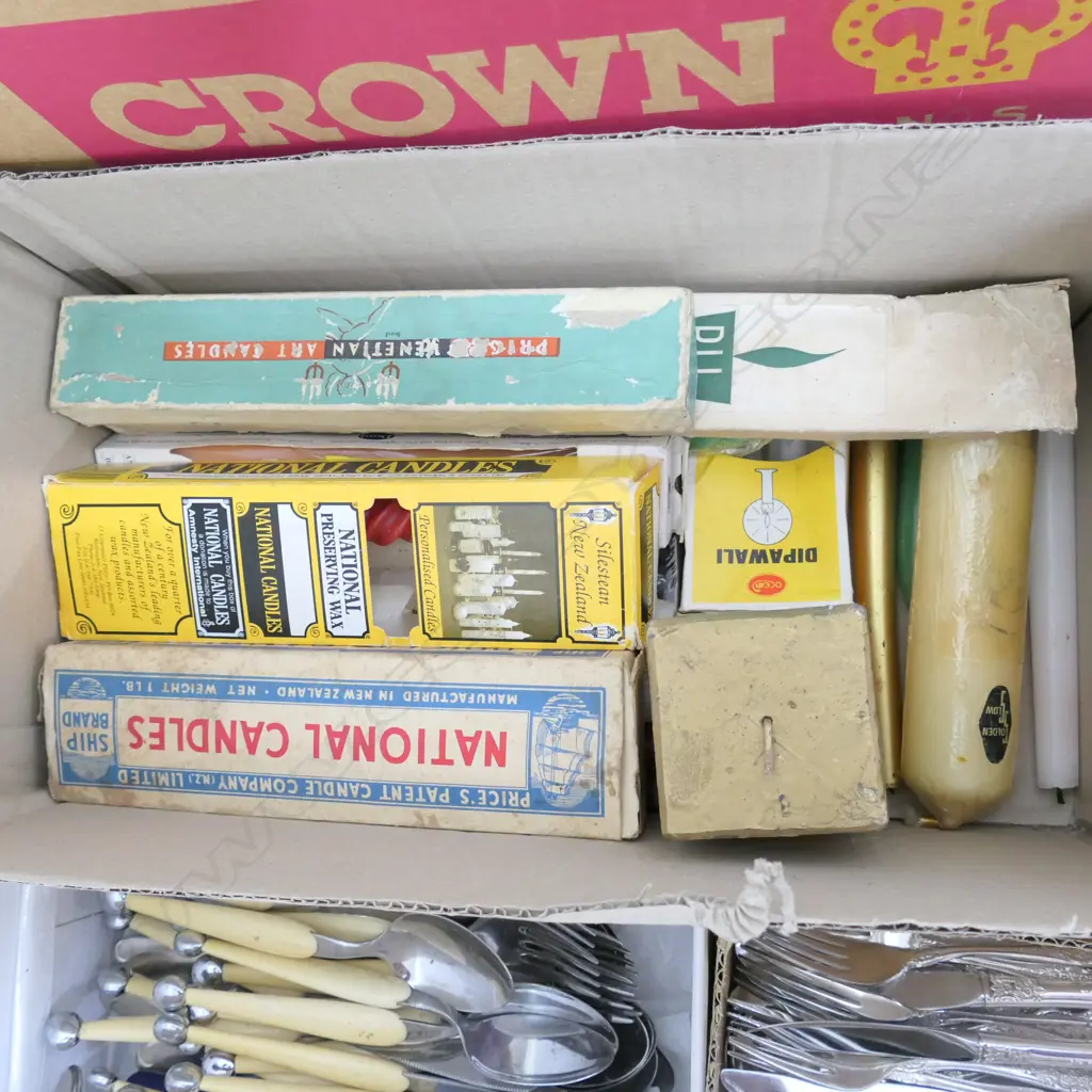 BOX OF CANDLES Image 1++