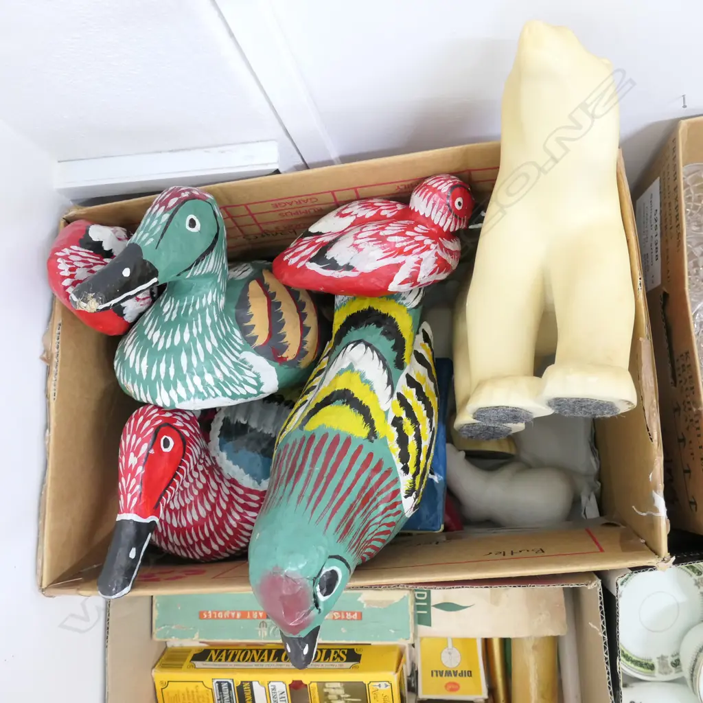 BOX RESIN POLAR BEAR, PAPIER MACHÉ BIRDS Image 1++