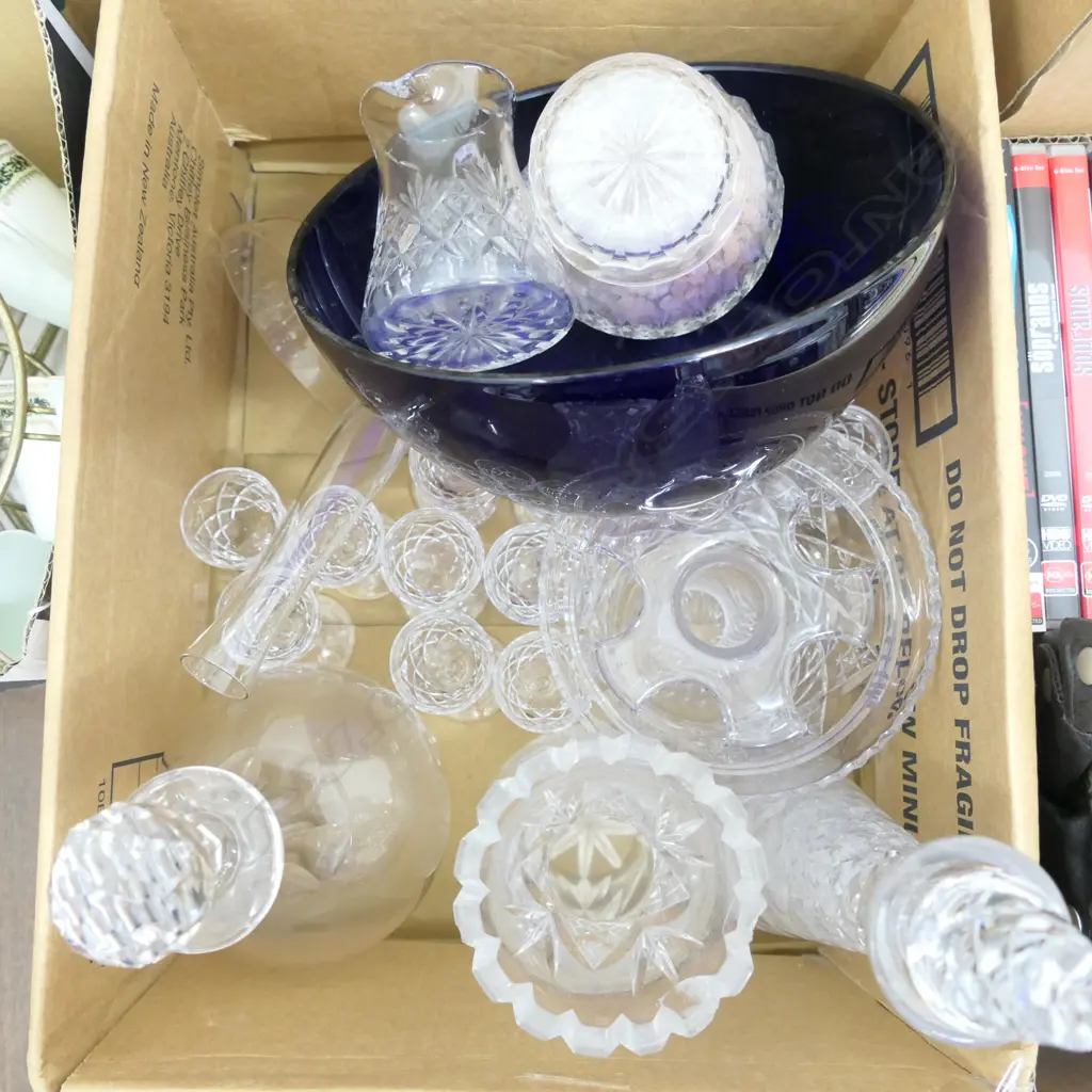 LOT ASST CRYSTAL /DECANTERS/GLASSES ETC Image 1++