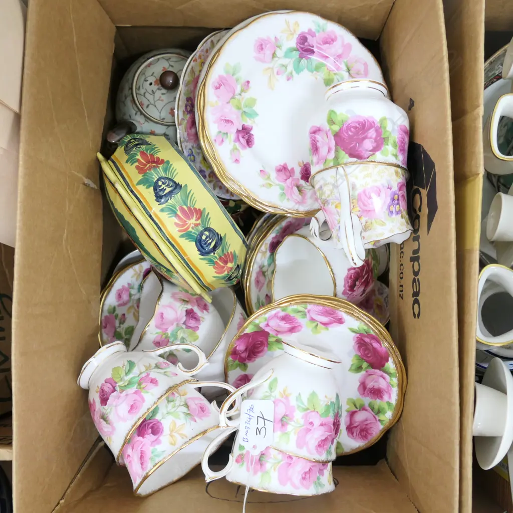 LOT ASST CHINA ROYAL ALBERT ETC Image 1++