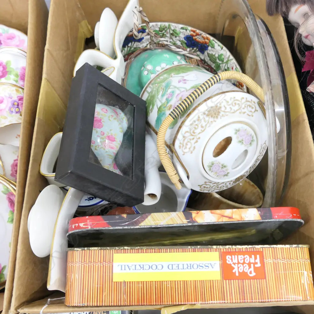 LOT ASST R/DOULTON/C/LYNN /CHINA ETC Image 1++