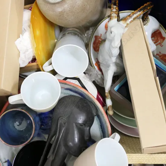 LOT ASST ORIENTAL ITEMS