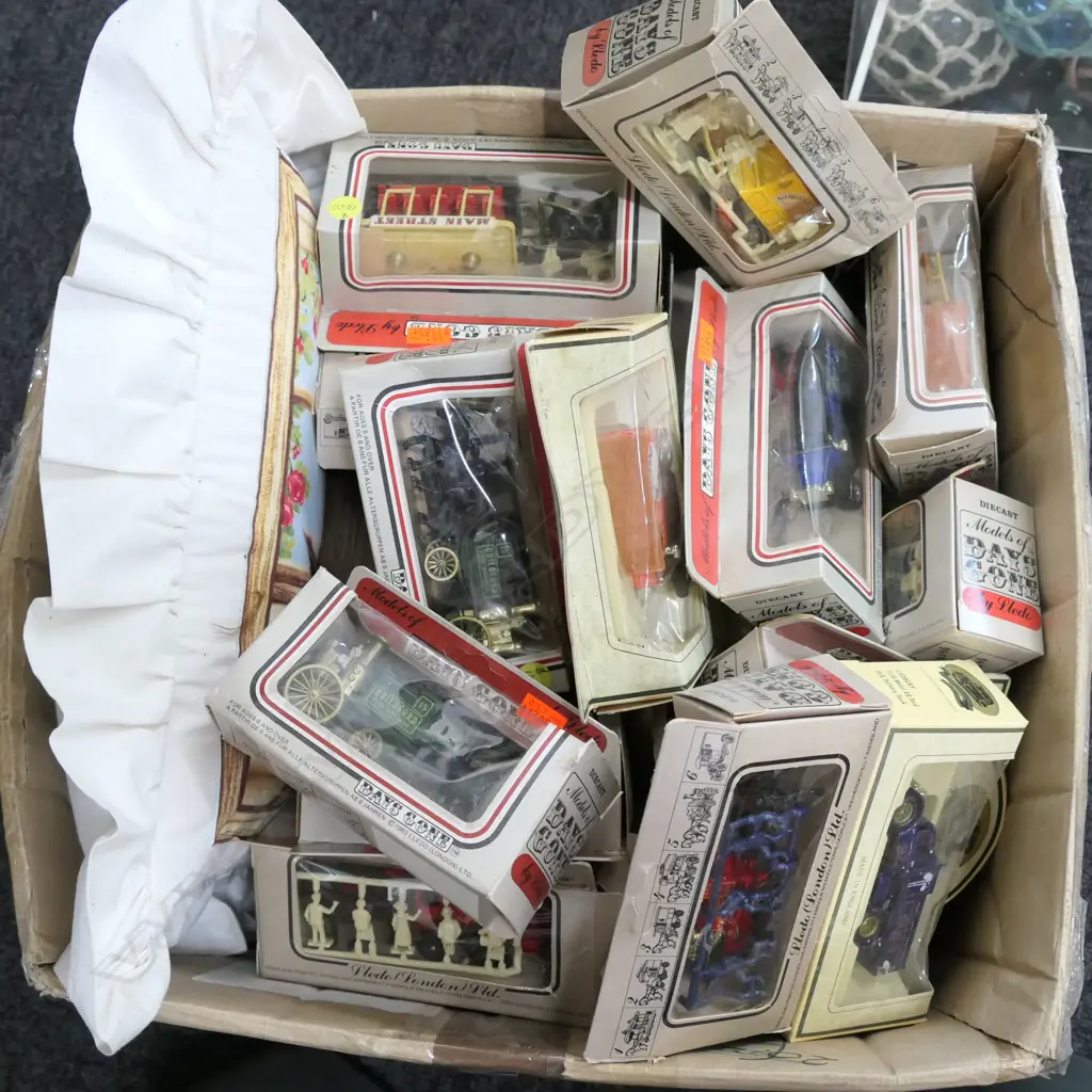 BOX LOT ASST. 'MODELS OF DAYS GONE' ETC Image 1++