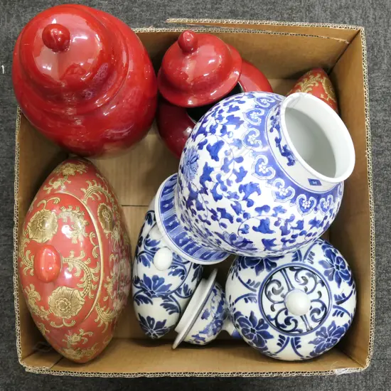LOT ASST BLUE AND RED VASES