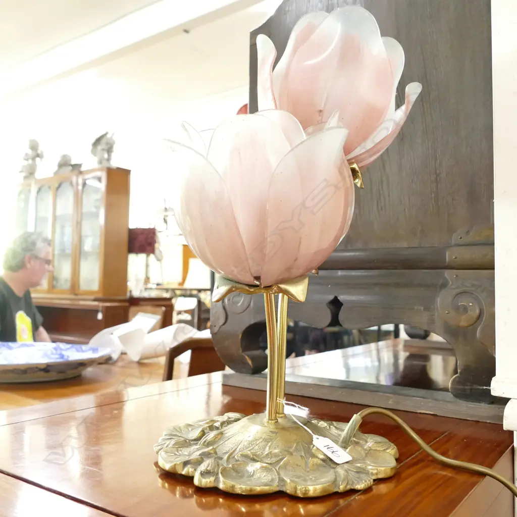 BRONZE LAMP IN THE FORM OF TWO LILIES 430MM H Image 1++