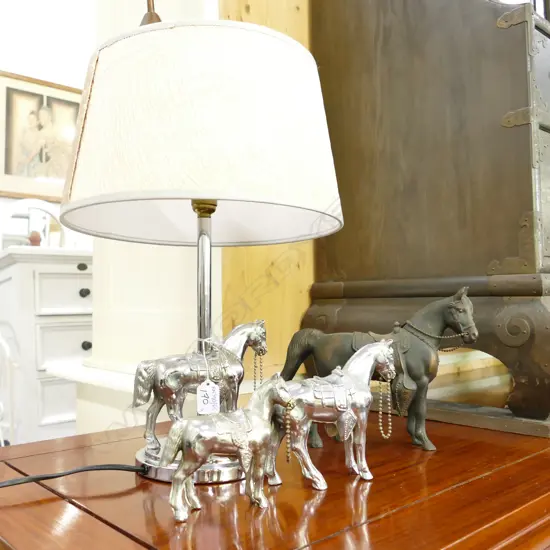 3 CARNIVAL HORSES AND LAMP 