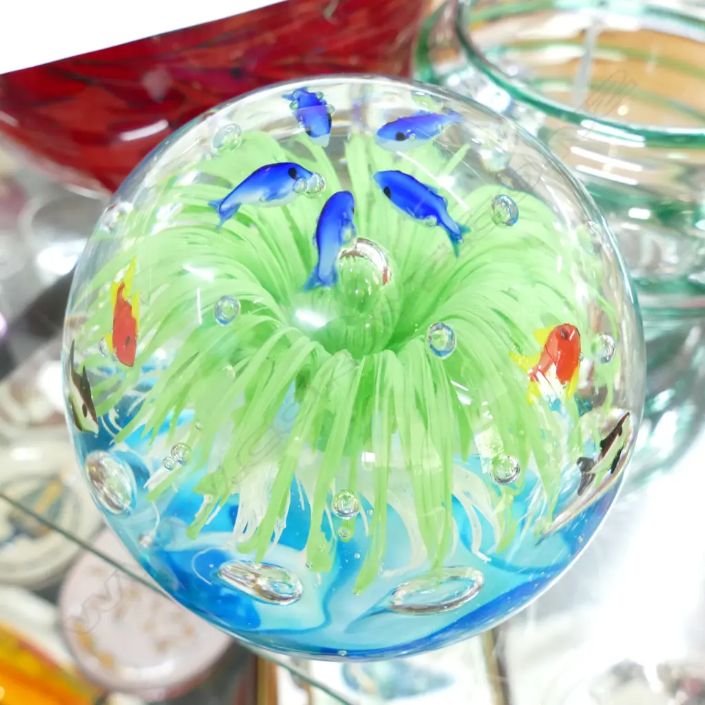 LARGE GLASS PAPERWEIGHT 130MM DIA Image 1++