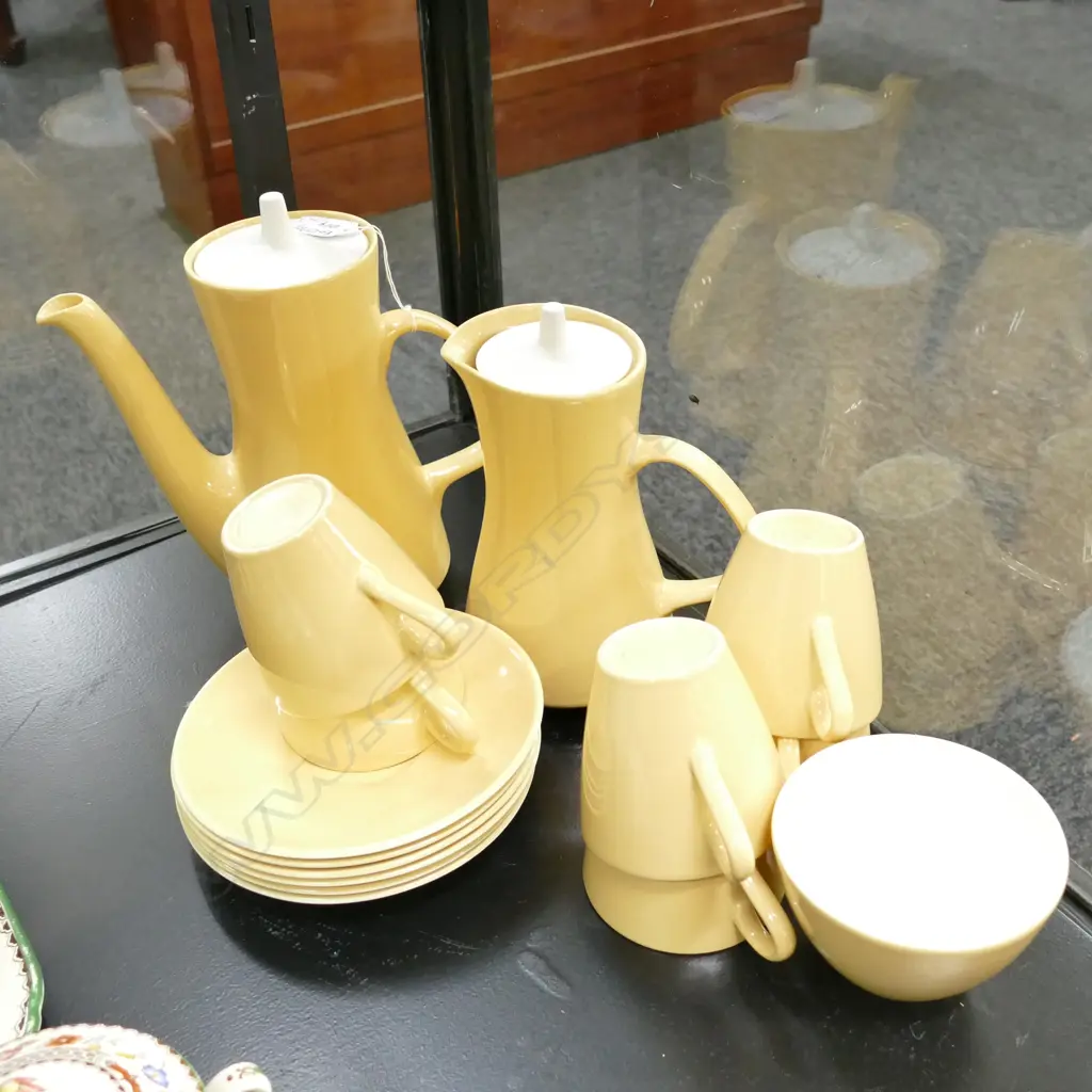 MID CENTURY 15 PCE POOLE COFFEE SET Image 1++