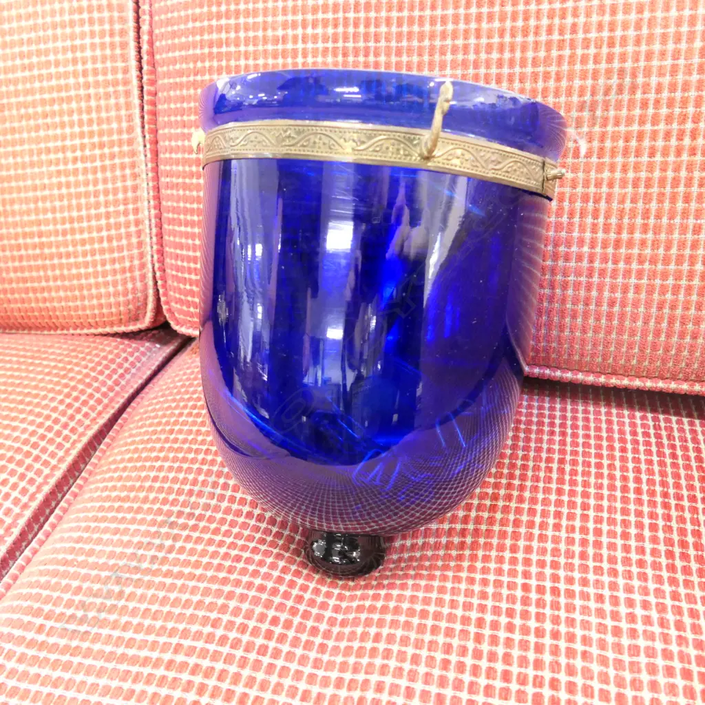 VICTORIAN STYLE BLUE GLASS LIGHT SHADE Image 1++