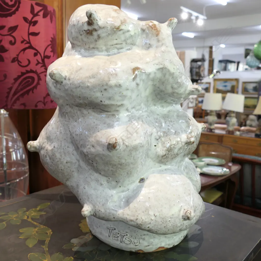 POTTERY VASE SIGNED TETSU H Image 1++