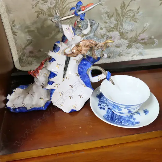 ITALIAN KNIGHT +TEA BOWL AND SAUCER