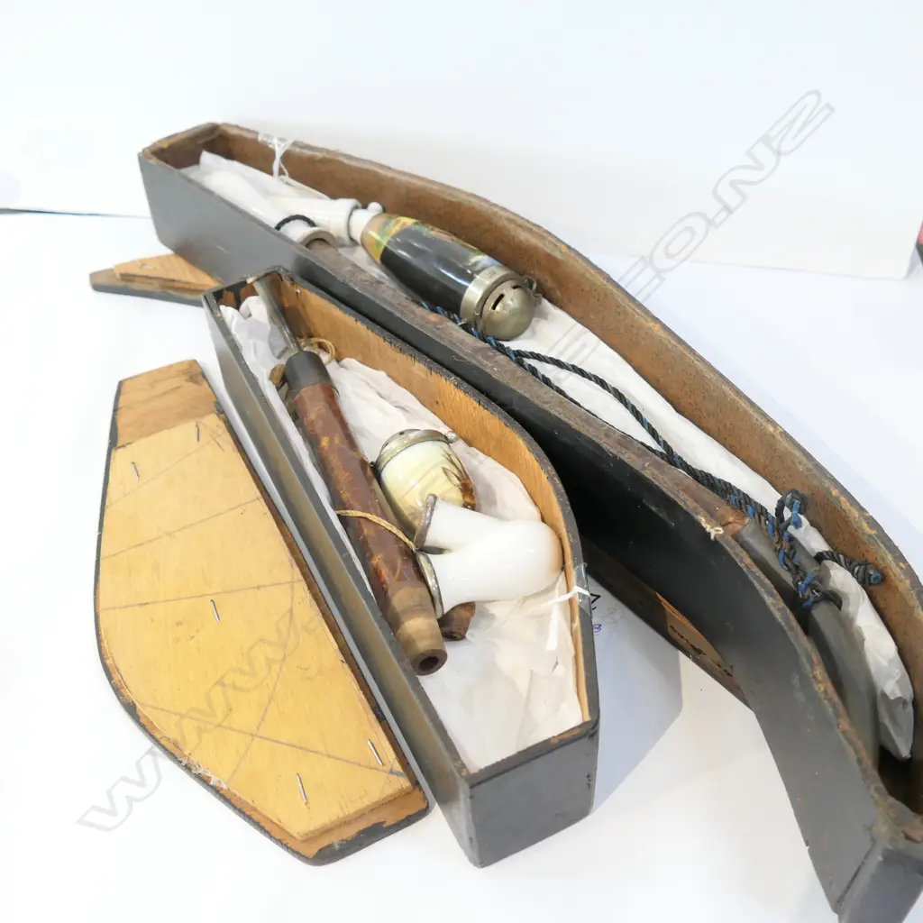 2 c1900 BAVARIAN LONG PIPES BOXED... Image 1++