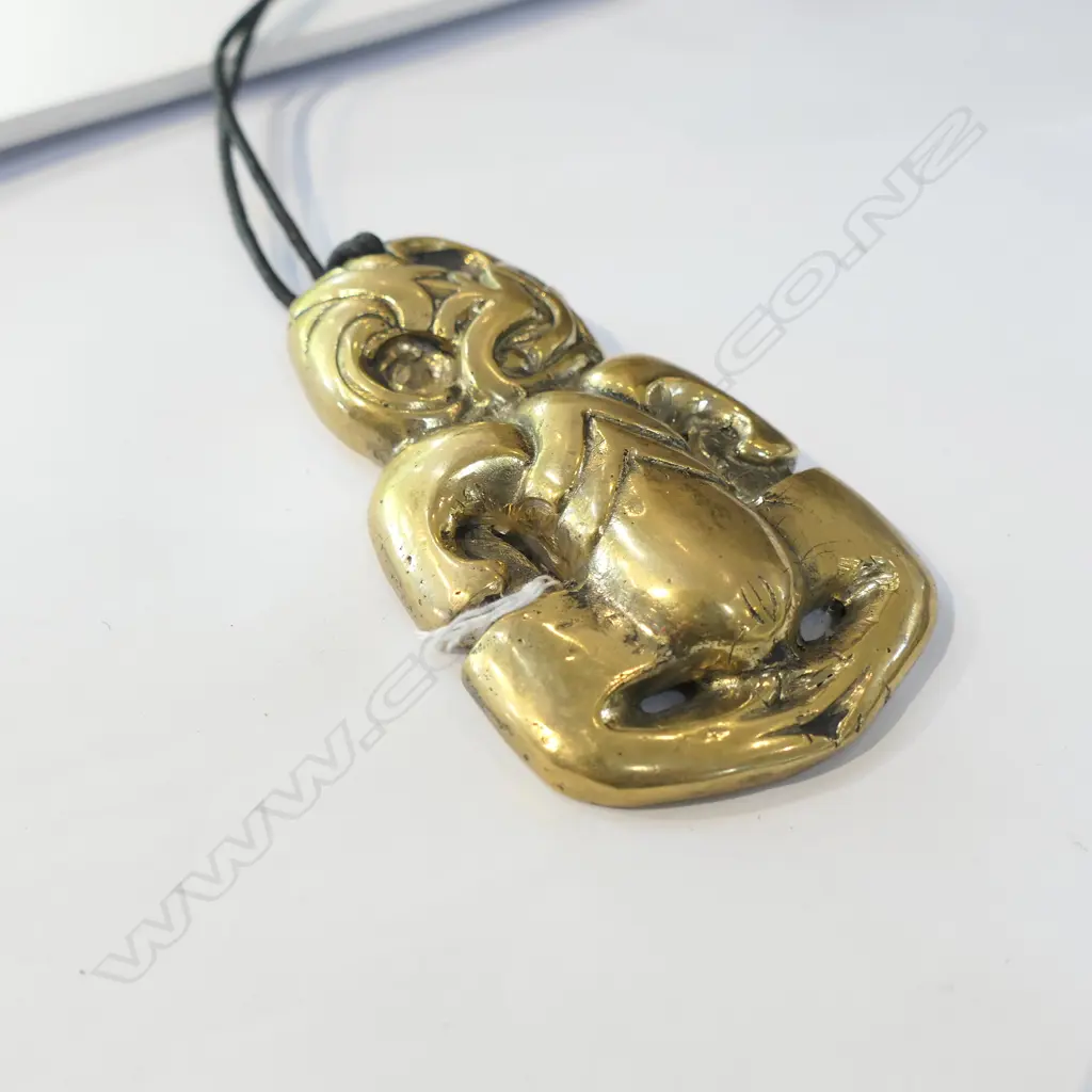 BRONZE TIKI PENDANT 120MM L Image 1++