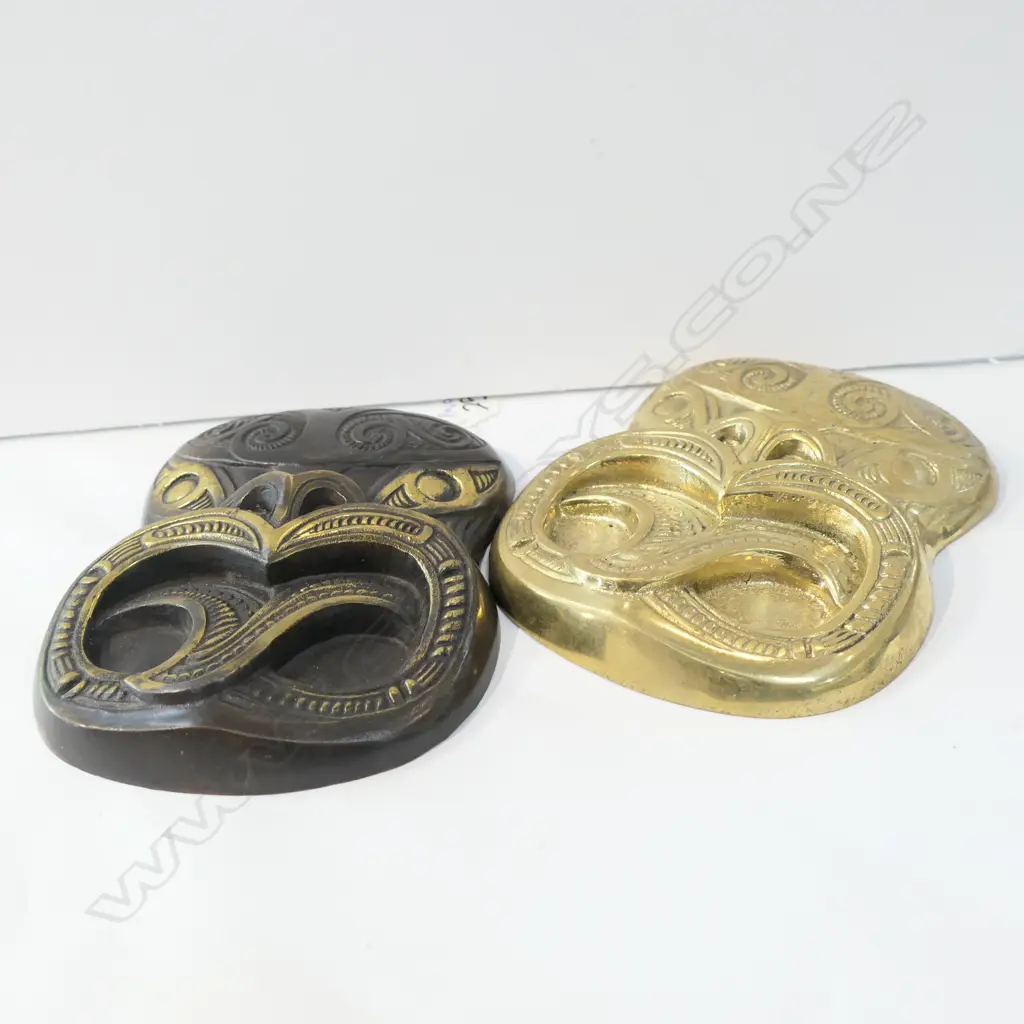 TWO BRONZE TIKI FACES 160MM H Image 1++