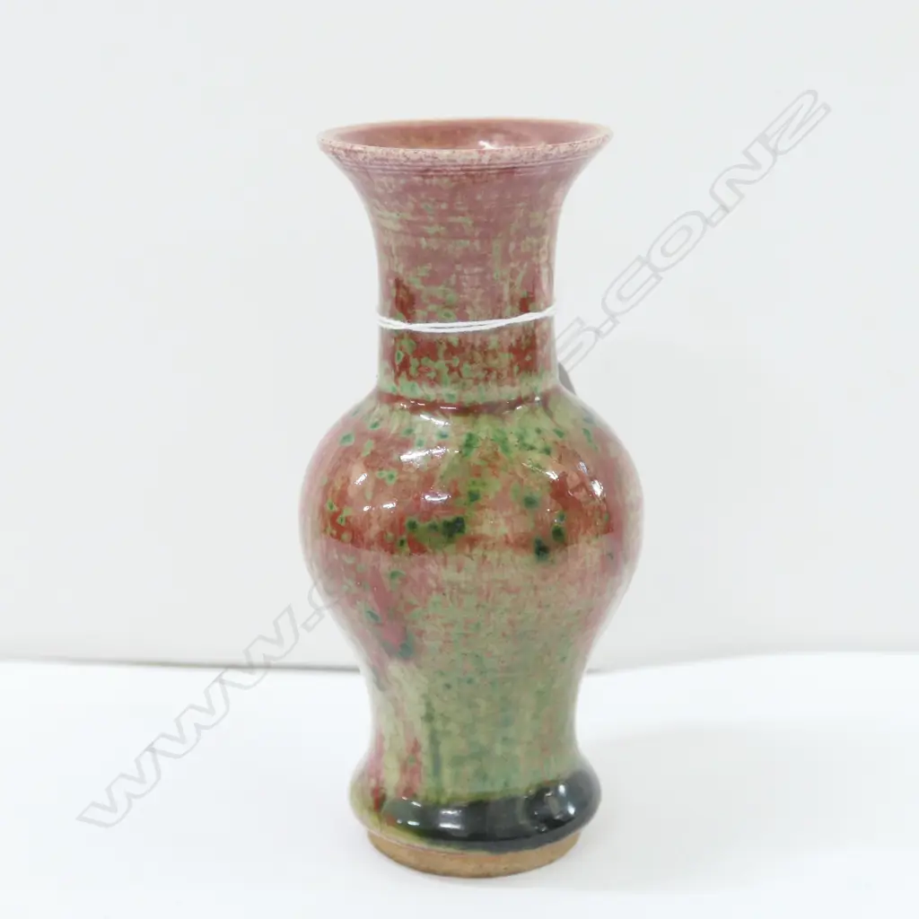 CHINESE PORCELAIN SMALL BALUSTER VASE PEACH BLOOM GLAZE 120MM H Image 1++