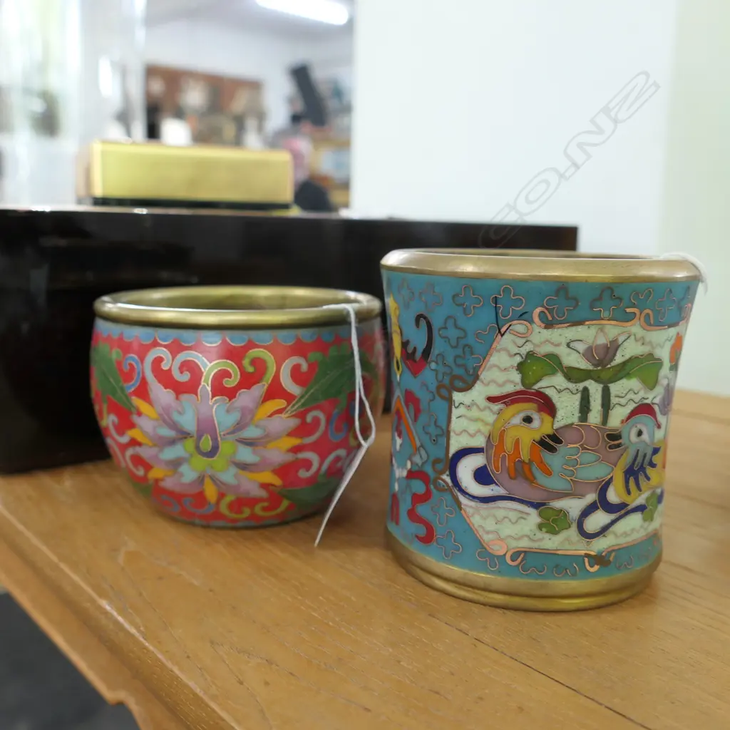 2 HEAVY CLOISONNE CENSOR / HIBACHI Image 1++