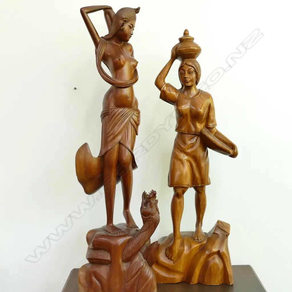 2 BALINESE FIGURES 660MM H Image 1++