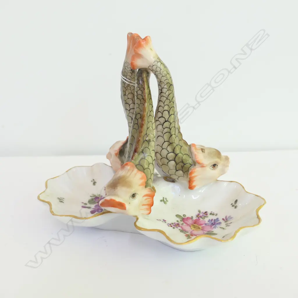 ANTIQUE MEISSEN THREE FISH PICKLE DISH  (AF) Image 1++