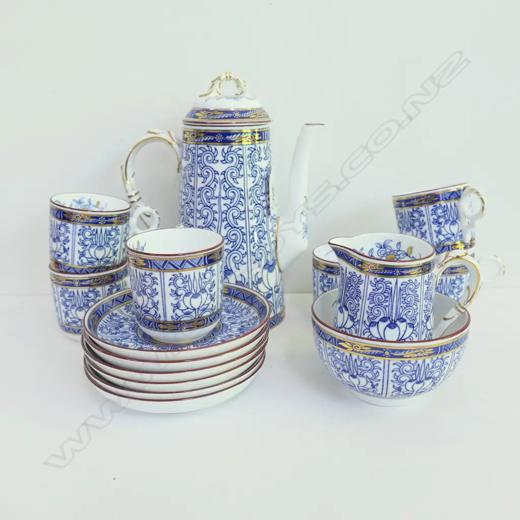 ROYAL WORCESTER 'ROYAL LILY' B&W COFFEE SET Image 1++