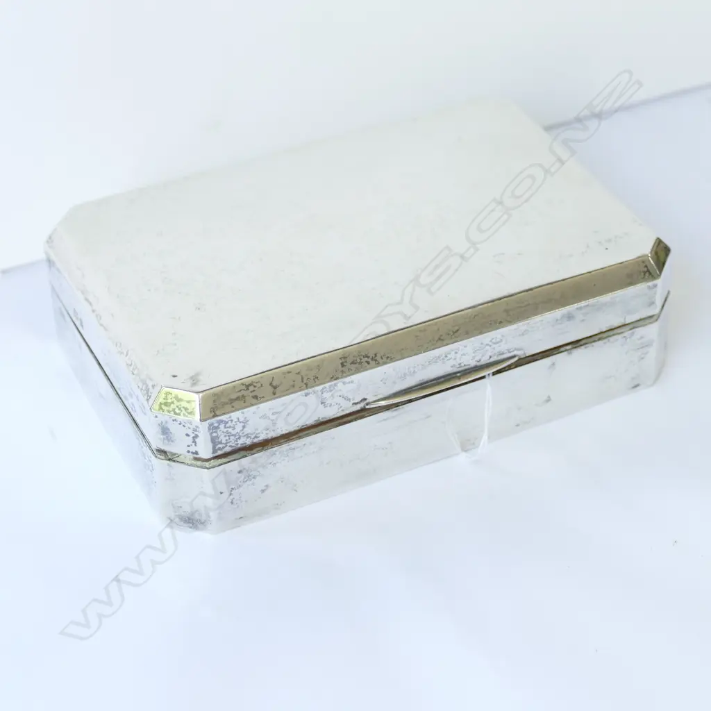 STG SILVER CIGARETTE BOX Image 1++